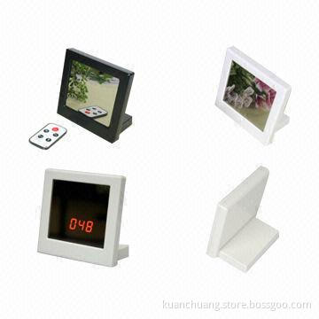 Desk Mirror Clock with Hidden Lens